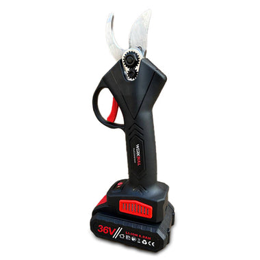 Foarfecă electrică profesională fără perii WerkBull Germany® /36V 8Ah/
+ 2 baterii & ulei de întreținere