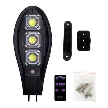 Lampă stradală solară 600W – complet autonomă și rezistentă la apă